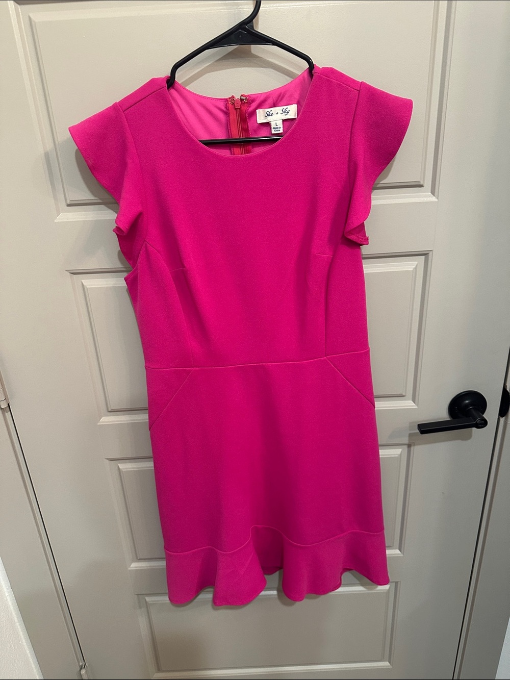 She + Sky Bright Pink Ruffle-Sleeve Midi Dress